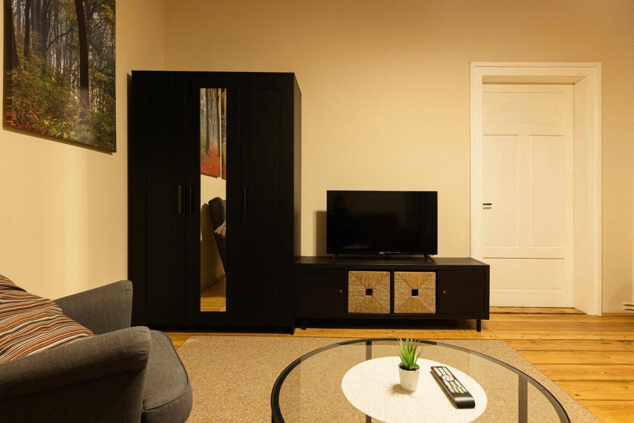 Chic Apartment In Historical City Center Timişoara Buitenkant foto